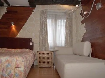 Hotel Hauteville Opera Paris 3*,
