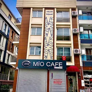 Alaz Suıt , Buca Türkiye